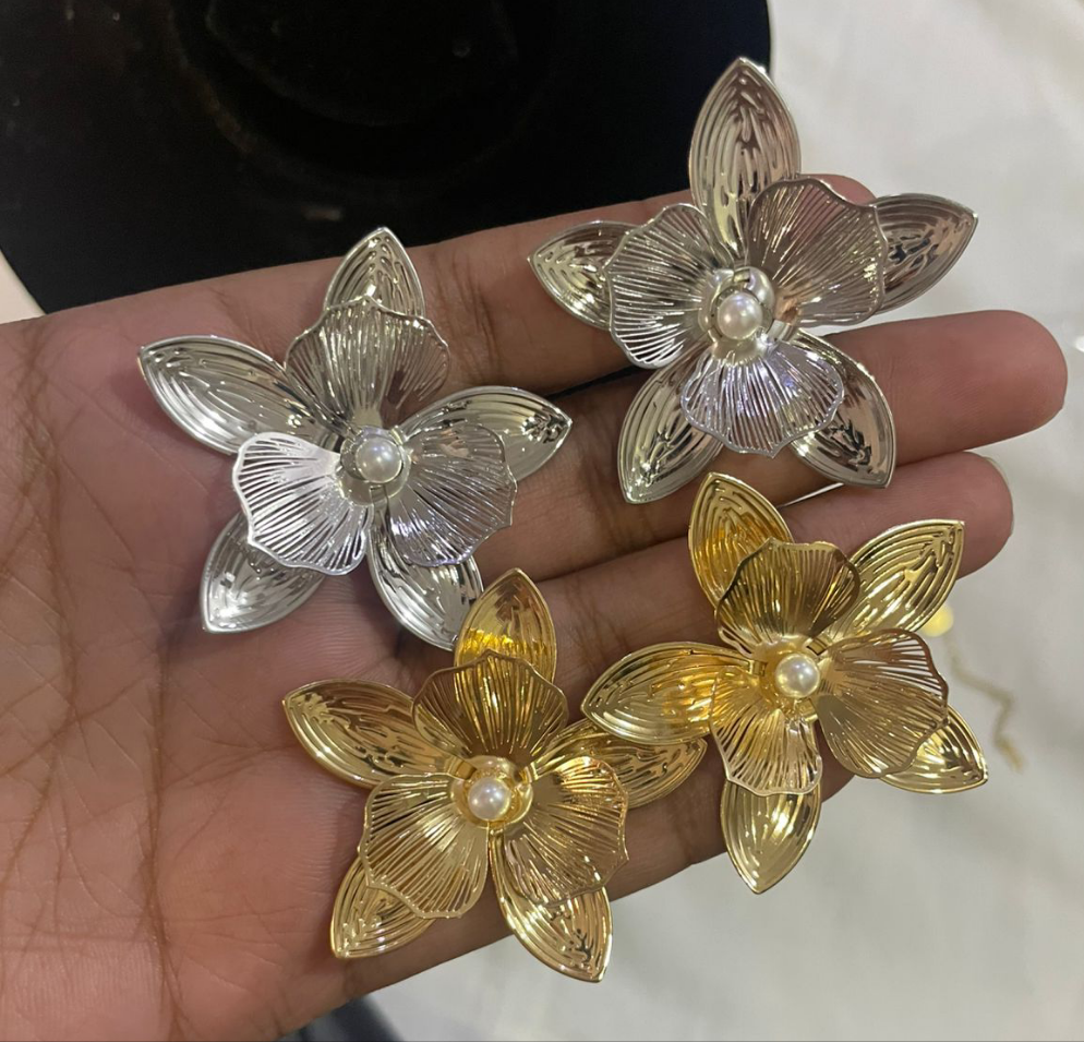 flower Studs