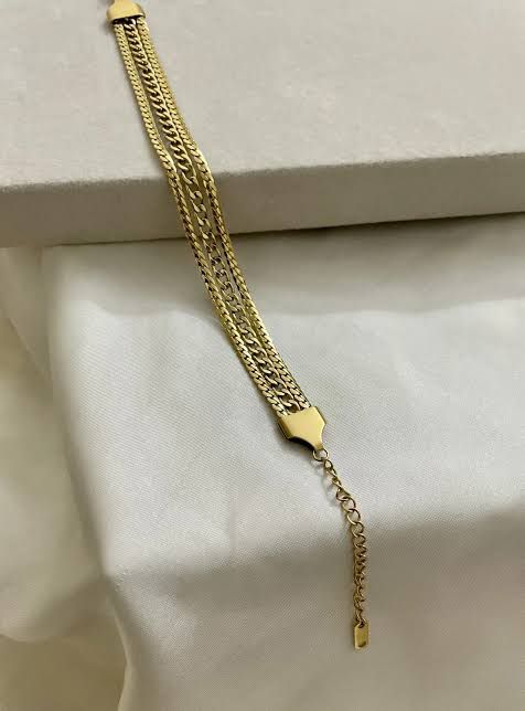 Triple chain bracelet