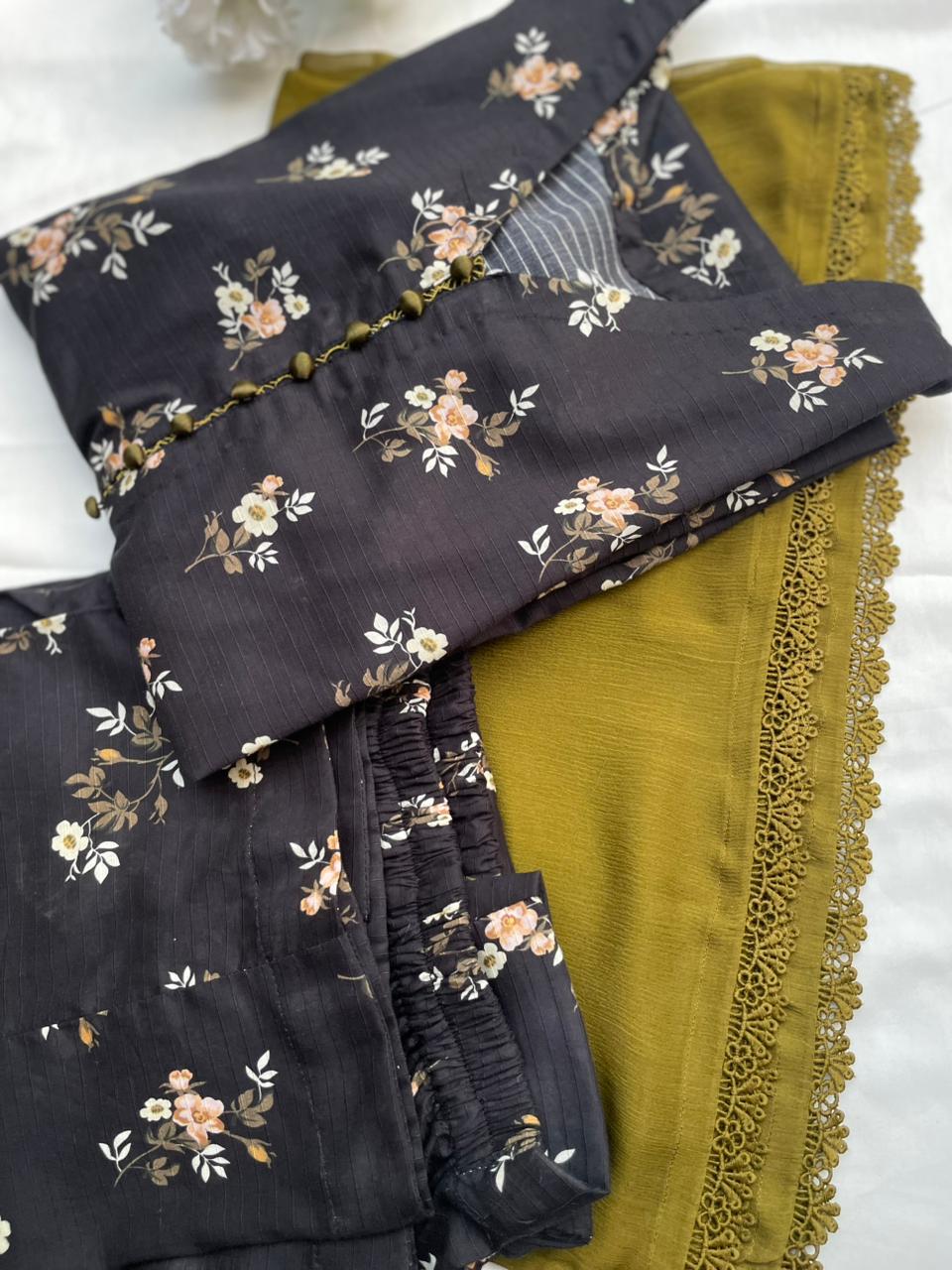 3 piece Stitched suit